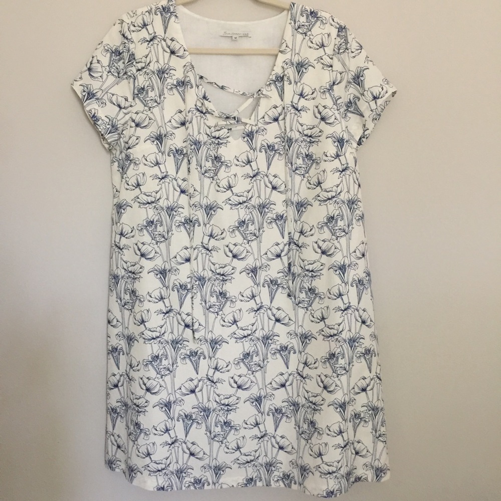 NWOT- Johnny Was White Lilies Lace Neck Dress